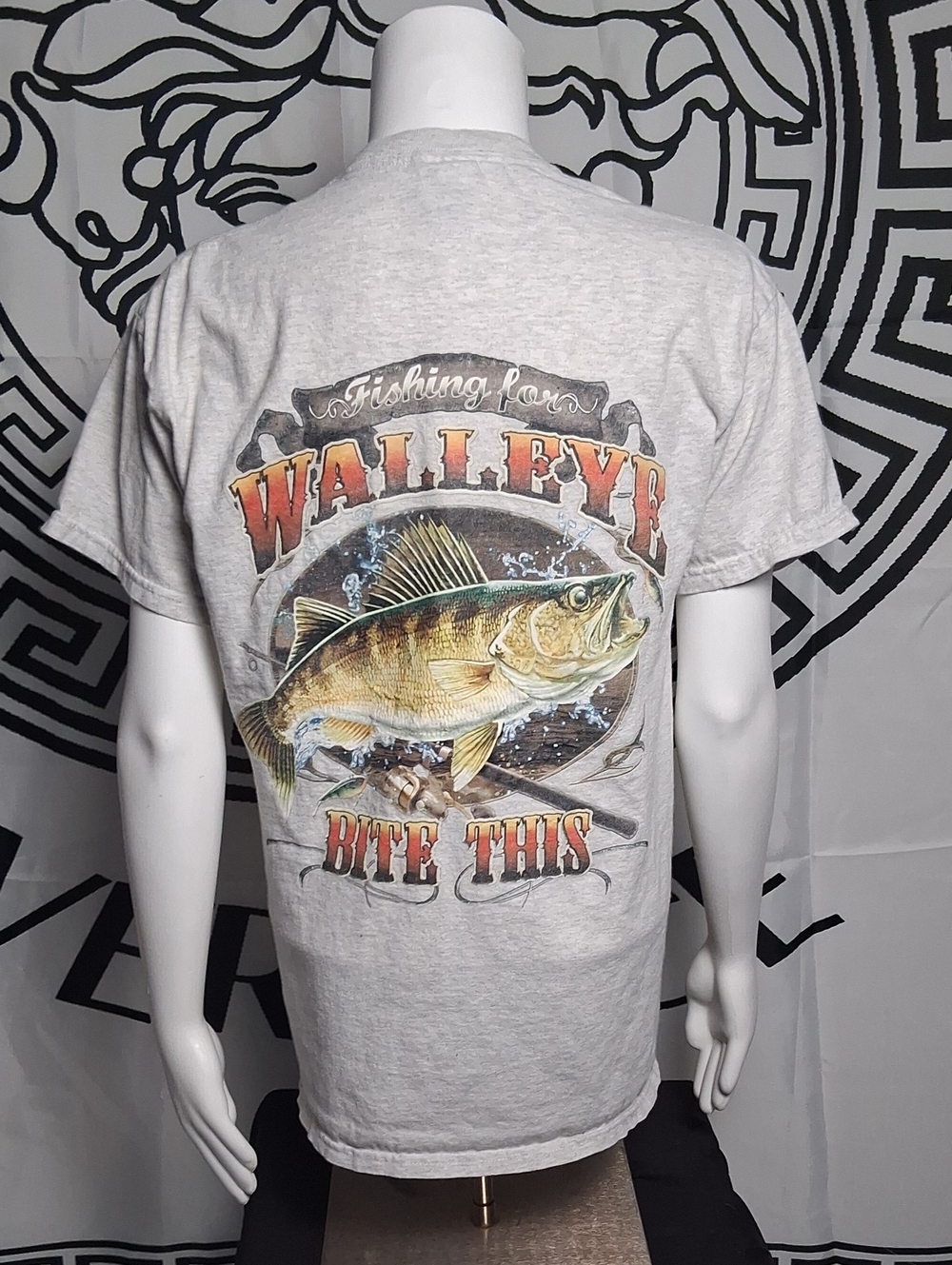 Walleye Fishing Graphic T-Shirt - Light Gray
